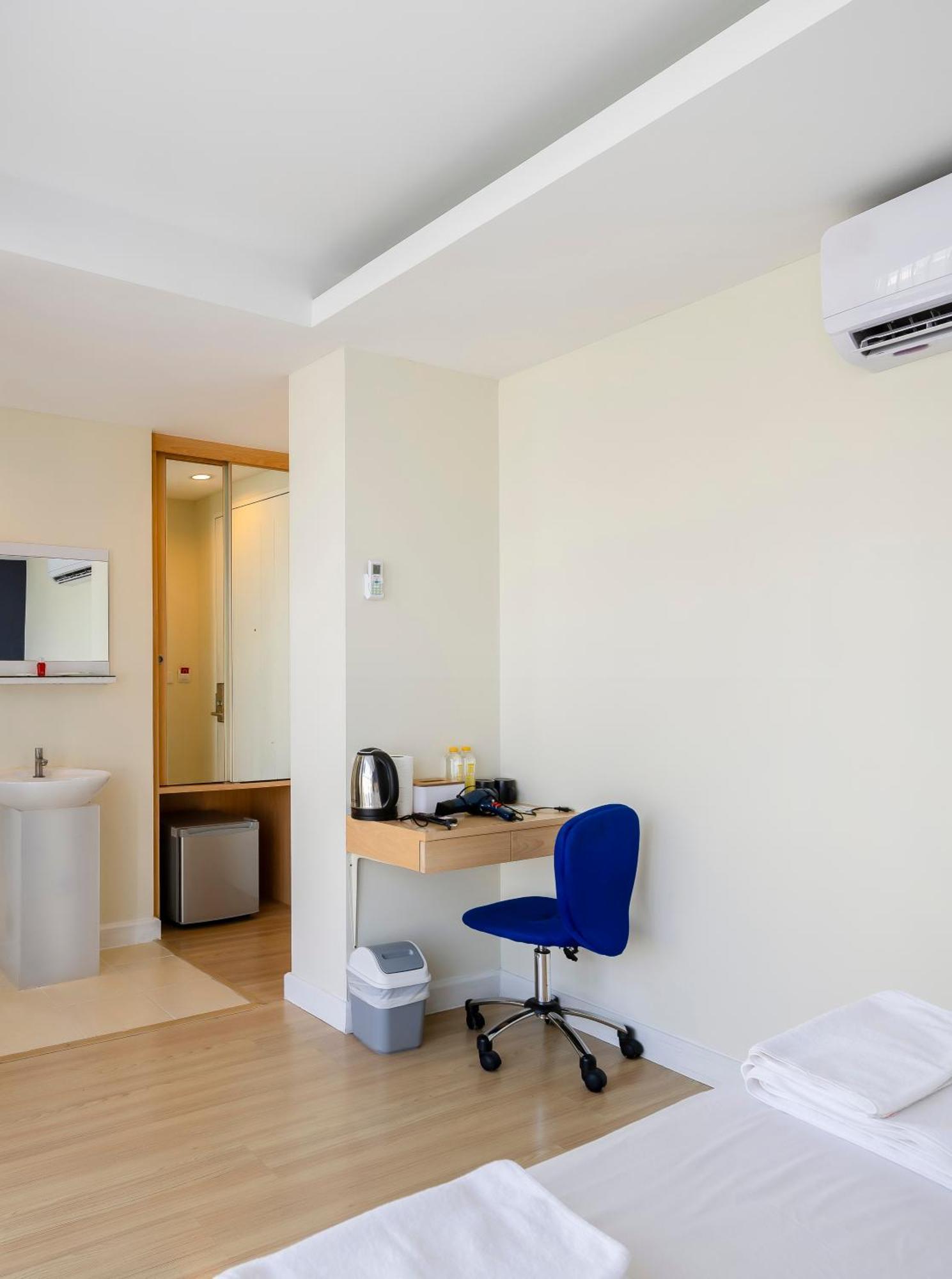 Hotel Gp House Express Sukhumvit 81 Bangkok Exterior foto