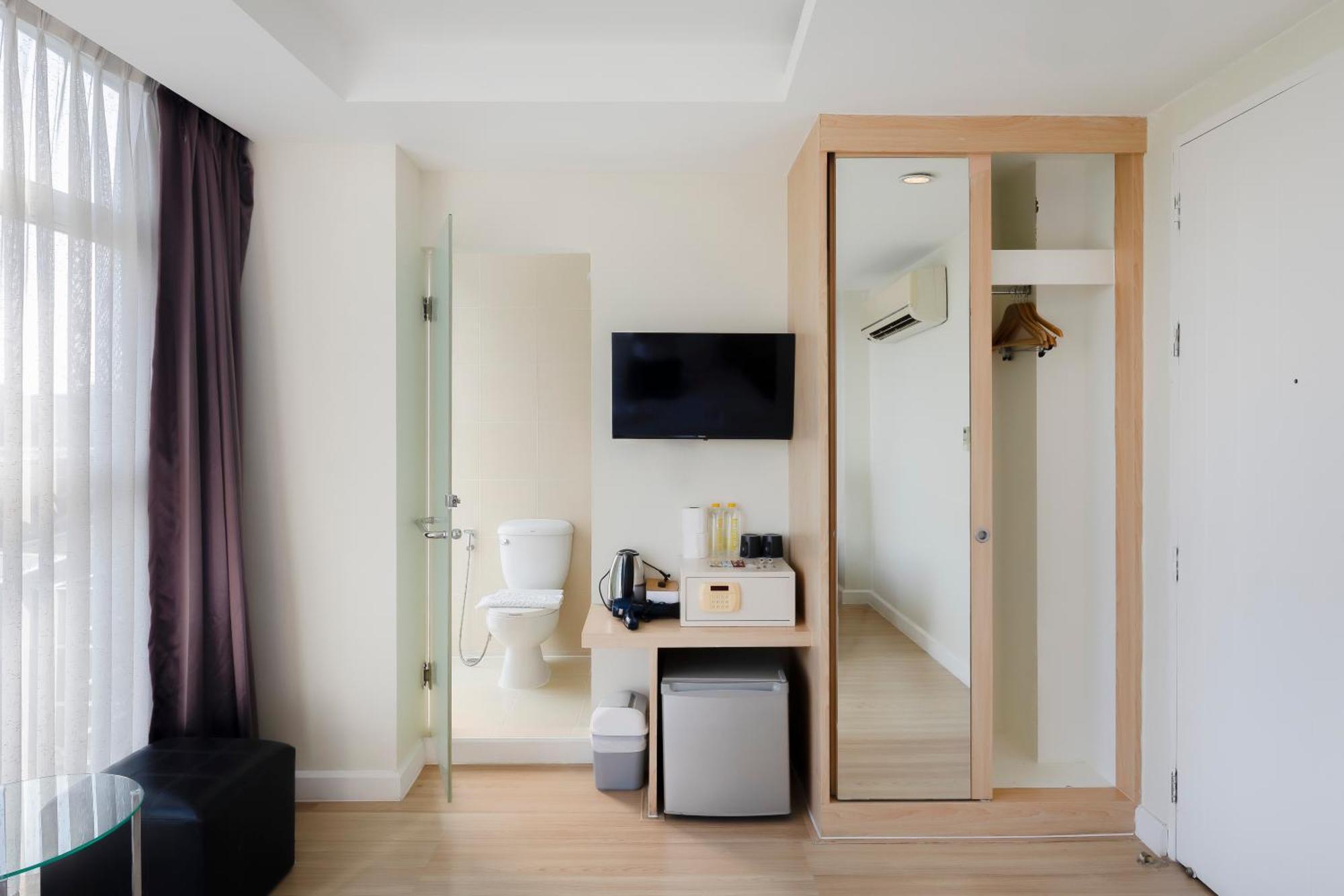 Hotel Gp House Express Sukhumvit 81 Bangkok Exterior foto