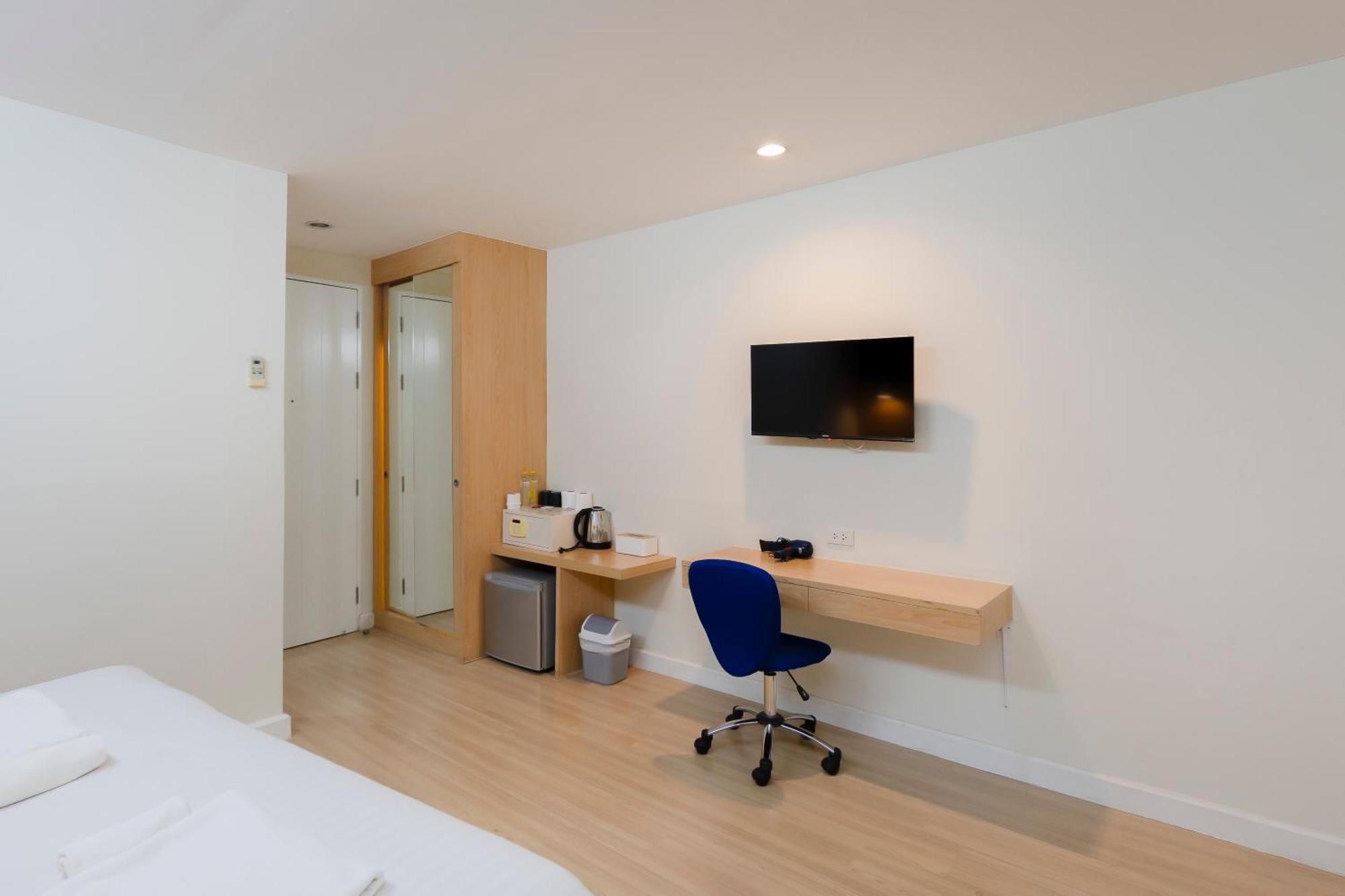 Hotel Gp House Express Sukhumvit 81 Bangkok Exterior foto